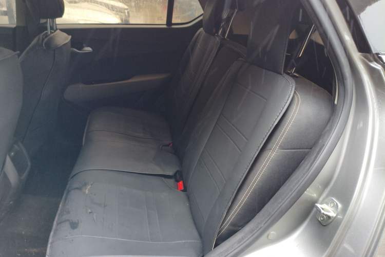 Used Baojun 510 2019 1.5L CVT Enjoyment Model China VI Emission Standard Left Rear Seat