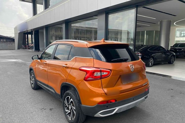Used Baojun 510 2017 1.5L Manual Luxury Model Exterior 3