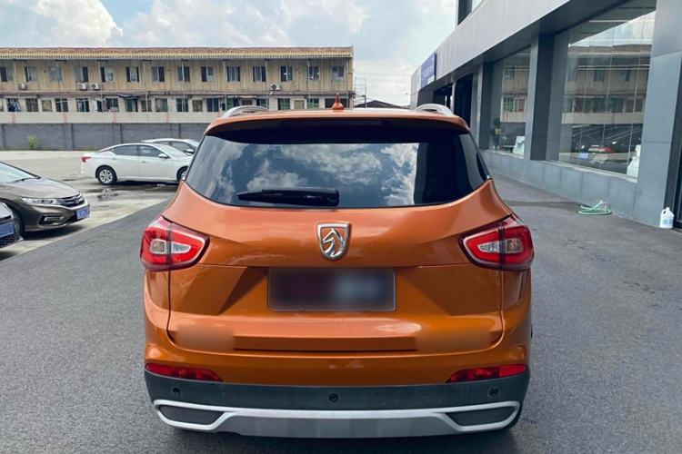 Used Baojun 510 2017 1.5L Manual Luxury Model Exterior 4