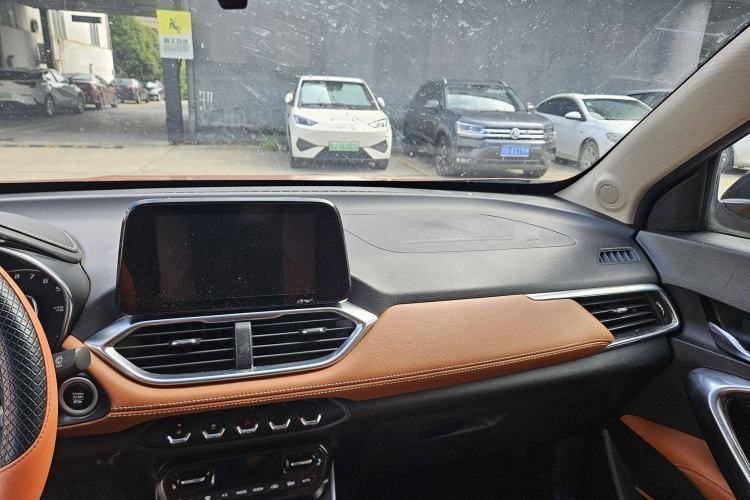 Used Baojun 510 2017 1.5L Automatic Luxury Model Interior 2