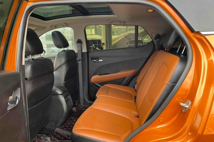 Used Baojun 510 2017 1.5L Manual Luxury Model Interior 3