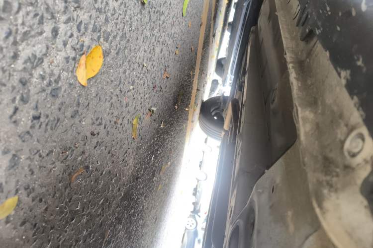Used Baojun 510 2021 1.5L Manual Jingxiang Edition Chassis Front Right