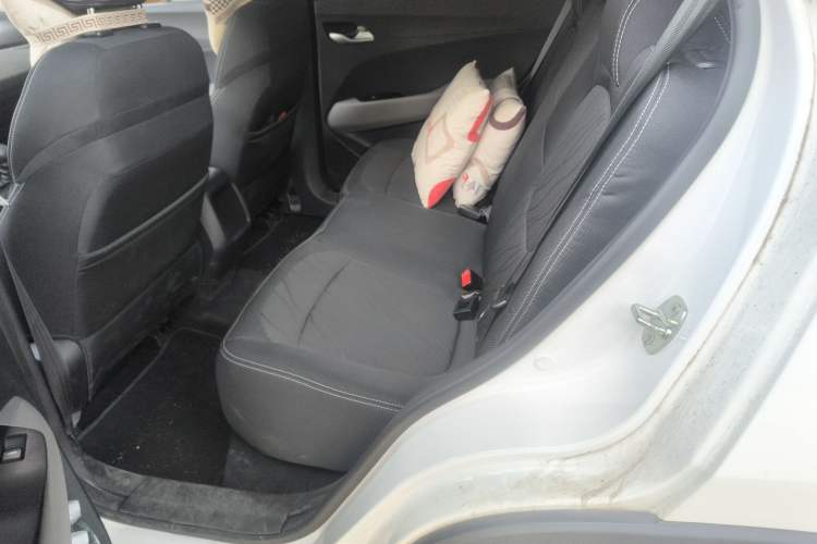 Used Baojun 510 2021 1.5L Manual Jingxiang Edition Left Rear Seat