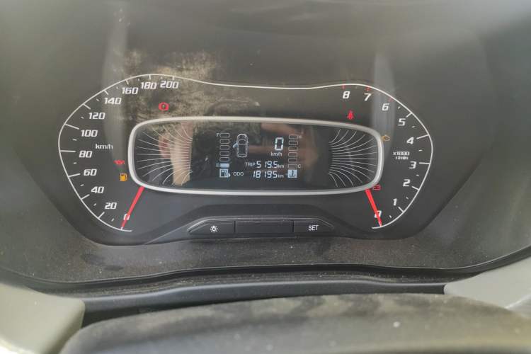 Used Baojun 510 2019 1.5L Manual Jingxiang Model 77kW China VI Emission Standard Odometer Close Up