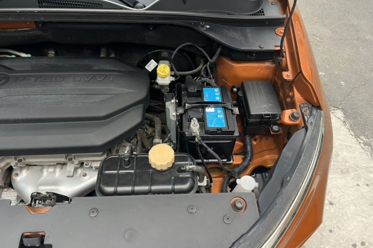 Used Baojun 510 2017 1.5L Manual Luxury Model Interior 8