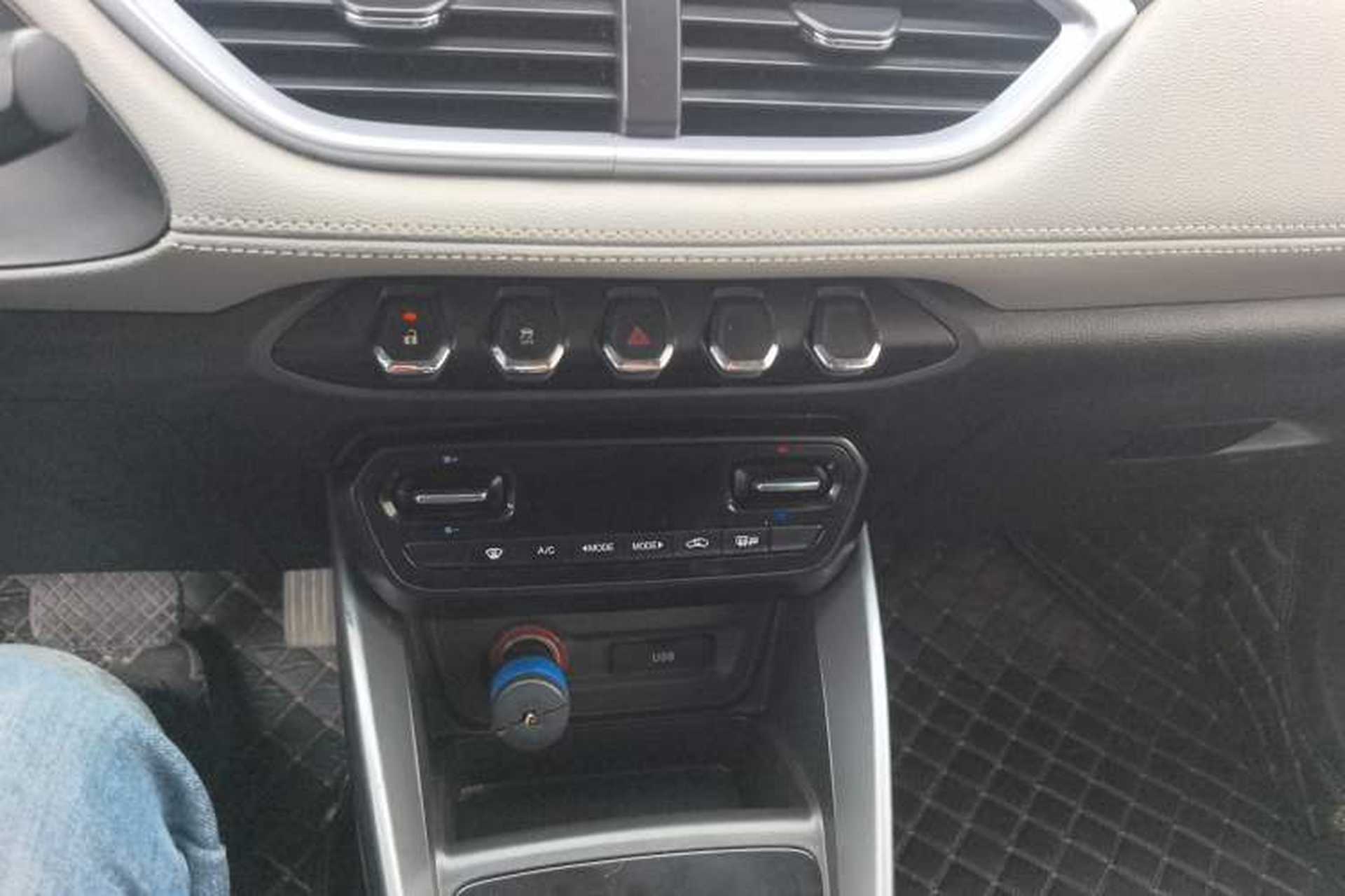 Used Baojun 510 2017 1.5L Automatic Fashion Model Audio And AC Panel