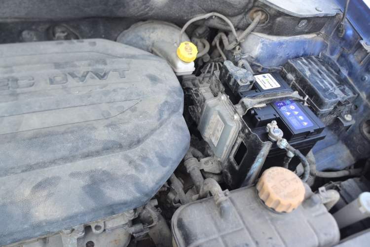Used Baojun 510 2017 1.5L Manual Luxury Model Engine Bay Left