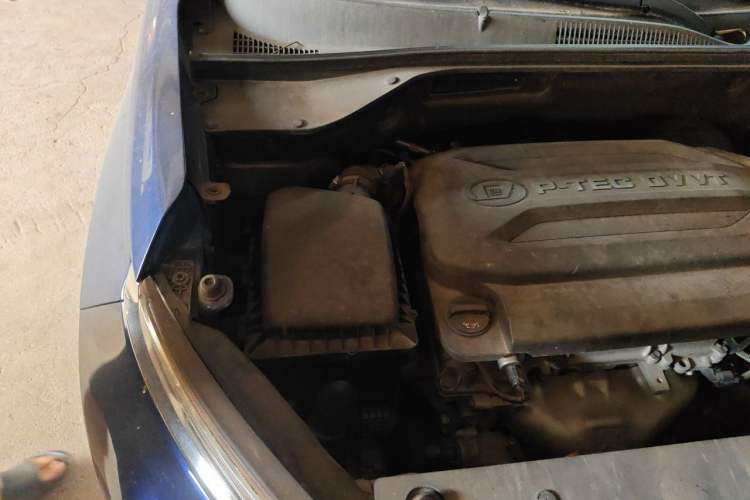 Used Baojun 510 2017 1.5L Manual Fashion Model Engine Bay Right