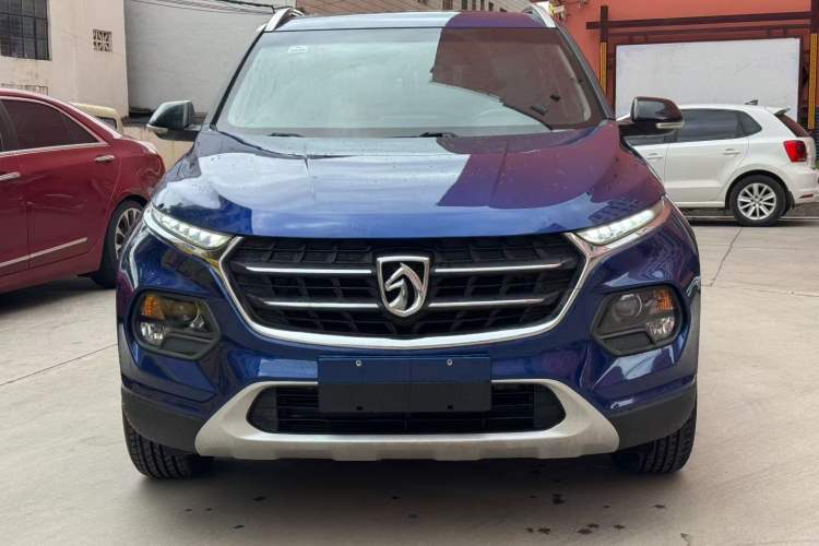 Used Baojun 510 2017 1.5L Manual Luxury Model Exterior 1