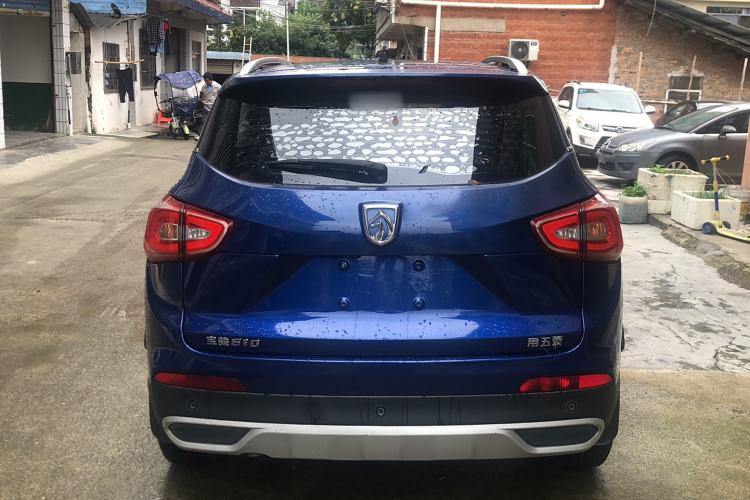 Used Baojun 510 2017 1.5L Manual Fashion Model Exterior 4