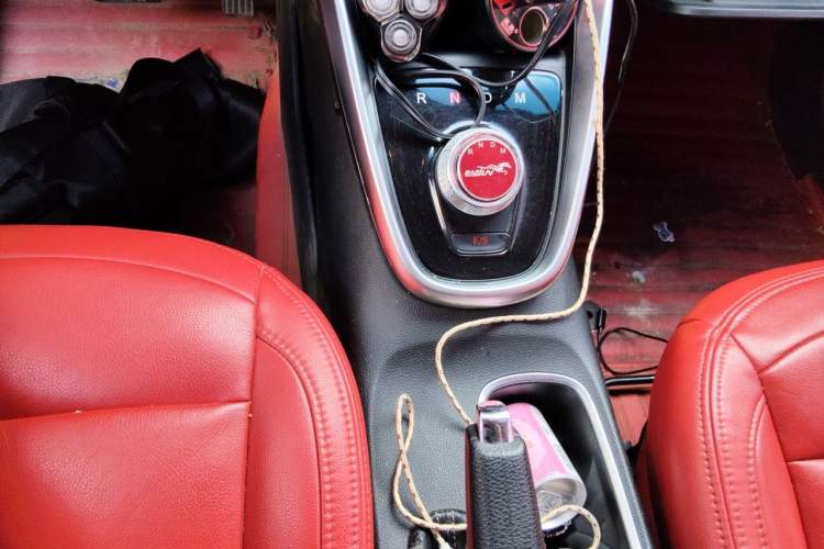 Used Baojun 510 2017 1.5L Automatic Luxury Model Gear Lever