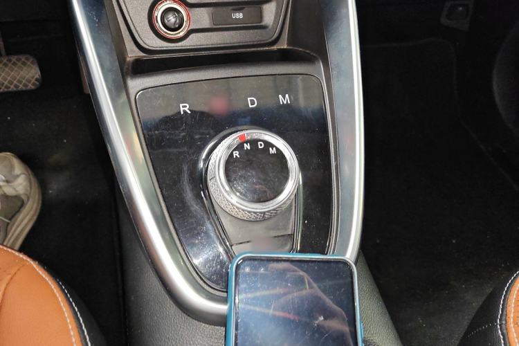 Used Baojun 510 2017 1.5L Automatic Luxury Model Gear Lever