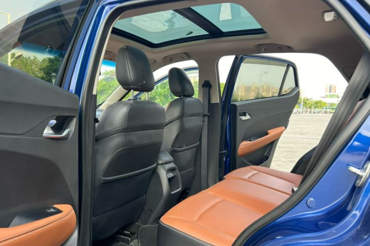 Used Baojun 510 2017 1.5L Automatic Luxury Model Interior 2