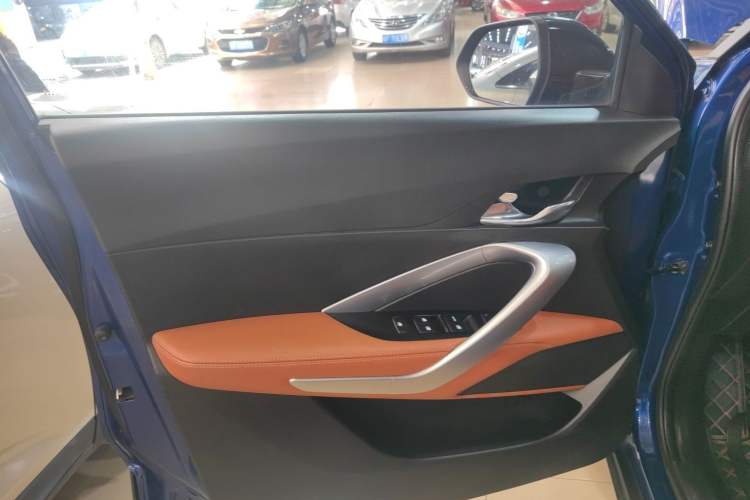 Used Baojun 510 2017 1.5L Automatic Luxury Model Interior 4