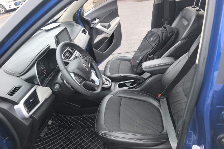 Used Baojun 510 2017 1.5L Automatic Fashion Model Left Front Seat