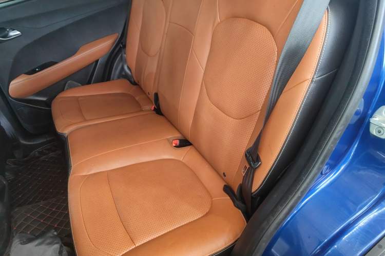 Used Baojun 510 2017 1.5L Automatic Luxury Model Left Rear Seat