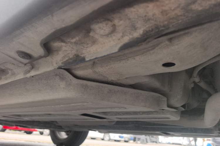 Used Baojun 510 2017 1.5L Automatic Fashion Model Left Side Sill