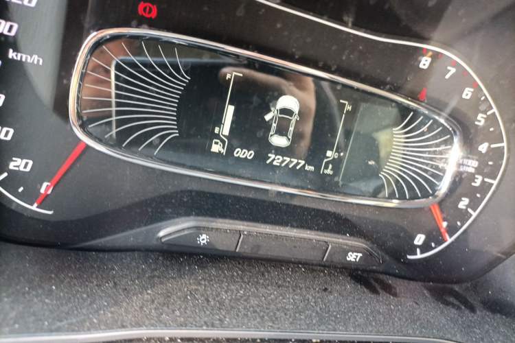 Used Baojun 510 2017 1.5L Manual Fashion Model Odometer Close Up