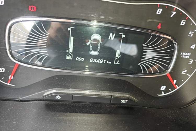 Used Baojun 510 2017 1.5L Automatic Luxury Model Odometer Close Up