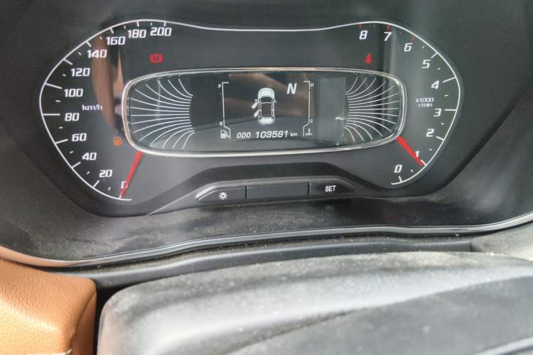 Used Baojun 510 2017 1.5L Automatic Luxury Model Odometer Close Up