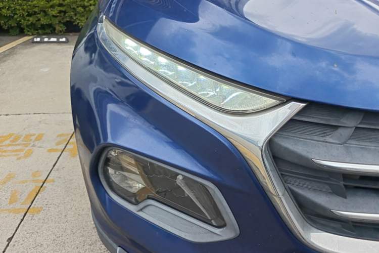 Used Baojun 510 2017 1.5L Automatic Luxury Model Right Front Headlight