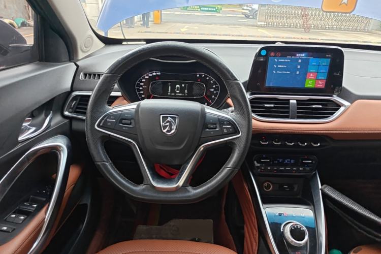 Used Baojun 510 2017 1.5L Automatic Luxury Model Steering Wheel