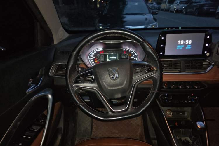 Used Baojun 510 2017 1.5L Manual Luxury Model Steering Wheel