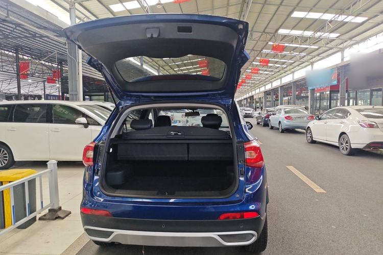Used Baojun 510 2017 1.5L Automatic Luxury Model Trunk