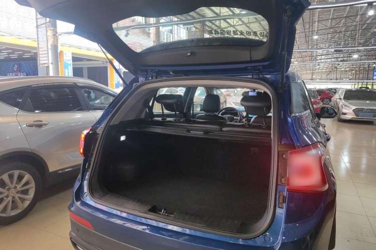 Used Baojun 510 2017 1.5L Automatic Luxury Model Trunk