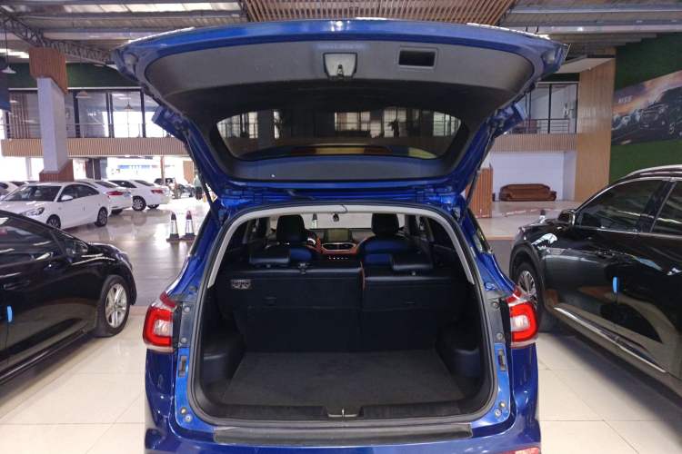 Used Baojun 510 2017 1.5L Manual Luxury Model Trunk