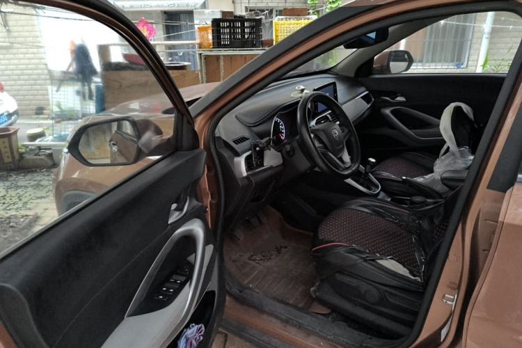Used Baojun 510 2017 1.5L Manual Fashion Model Driver Seat