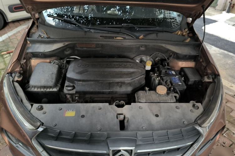 Used Baojun 510 2017 1.5L Manual Fashion Model Engine Bay