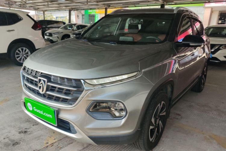 Used Baojun 510 2017 1.5L Manual Luxury Model Exterior 1