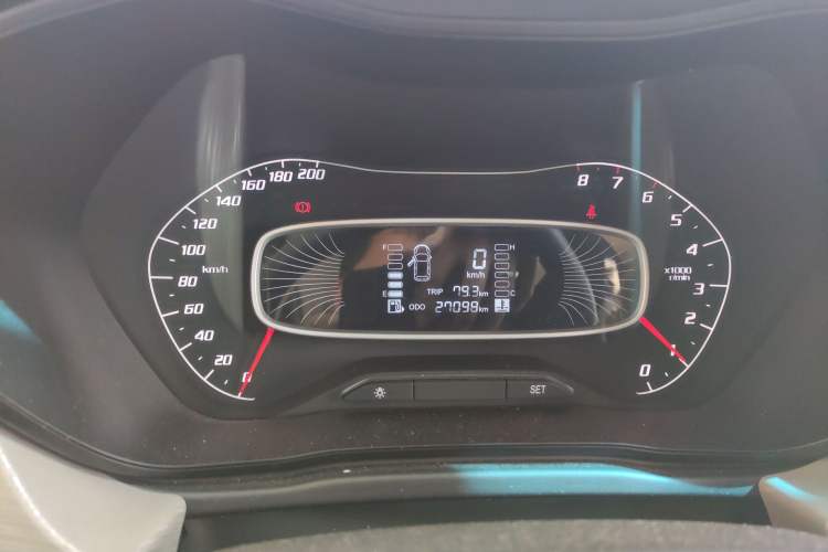 Used Baojun 510 2017 1.5L manual Comfort trim Instrument Cluster