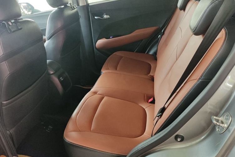 Used Baojun 510 2017 1.5L Manual Luxury Model Interior 3