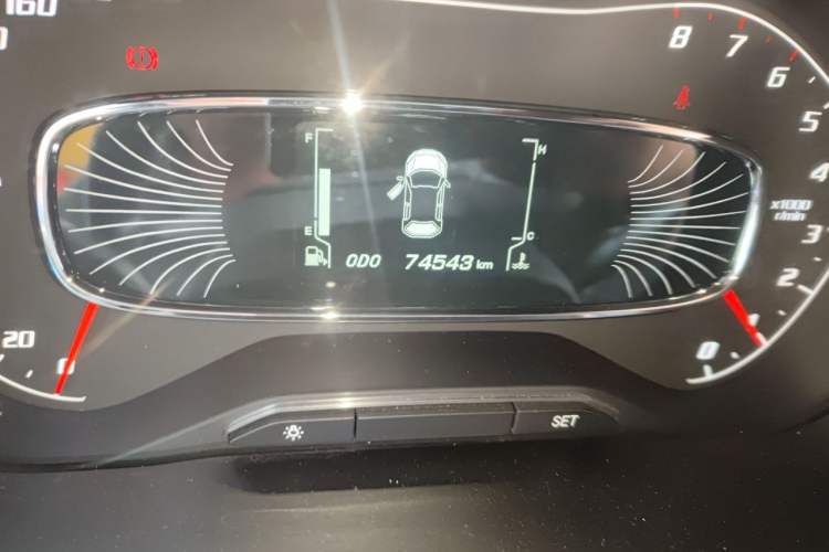Used Baojun 510 2017 1.5L Manual Fashion Model Odometer Close Up