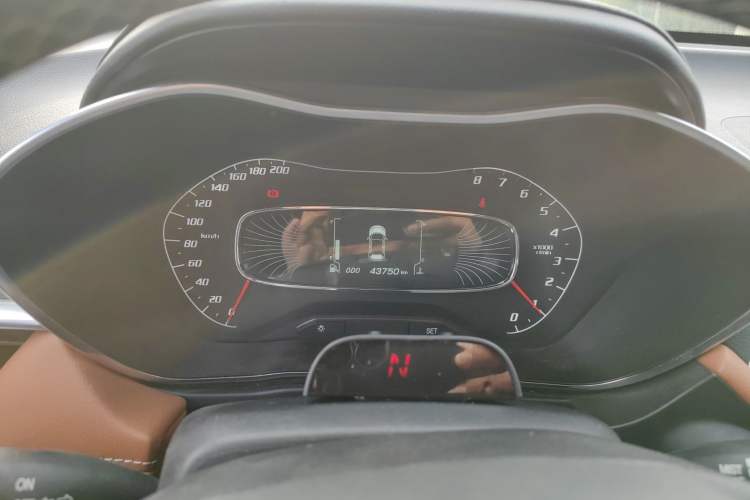 Used Baojun 510 2017 1.5L Manual Luxury Model Odometer Close Up