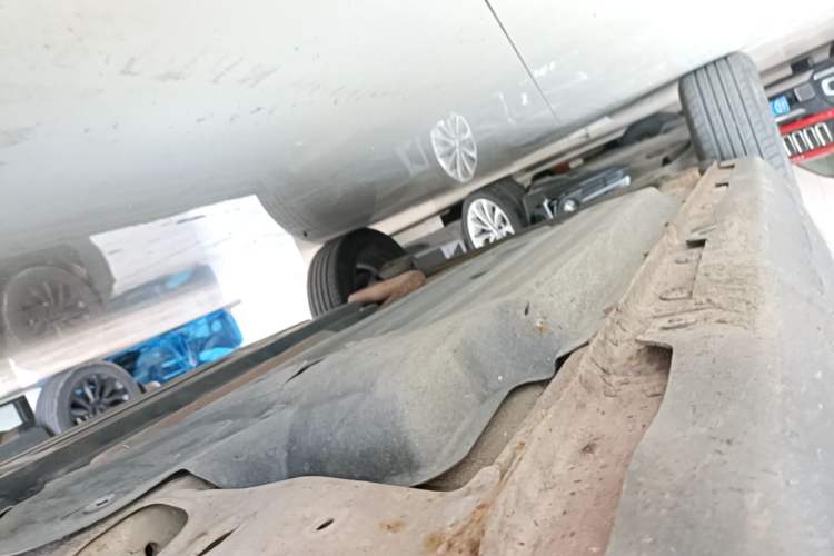 Used Baojun 510 2017 1.5L Manual Luxury Model Right Side Sill