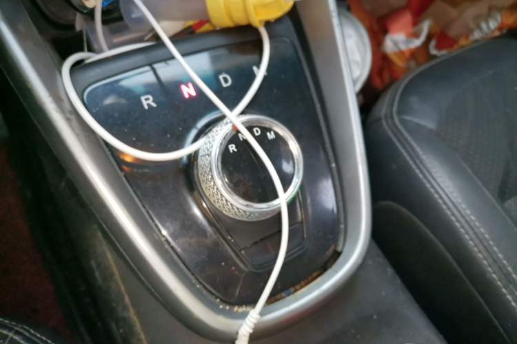Used Baojun 510 2017 1.5L Automatic Fashion Model Gear Lever