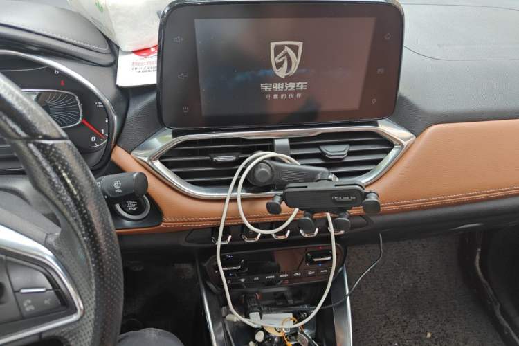 Used Baojun 510 2017 1.5L Manual Luxury Model Audio And AC Panel