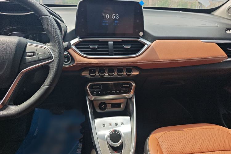 Used Baojun 510 2017 1.5L Automatic Luxury Model Audio And AC Panel