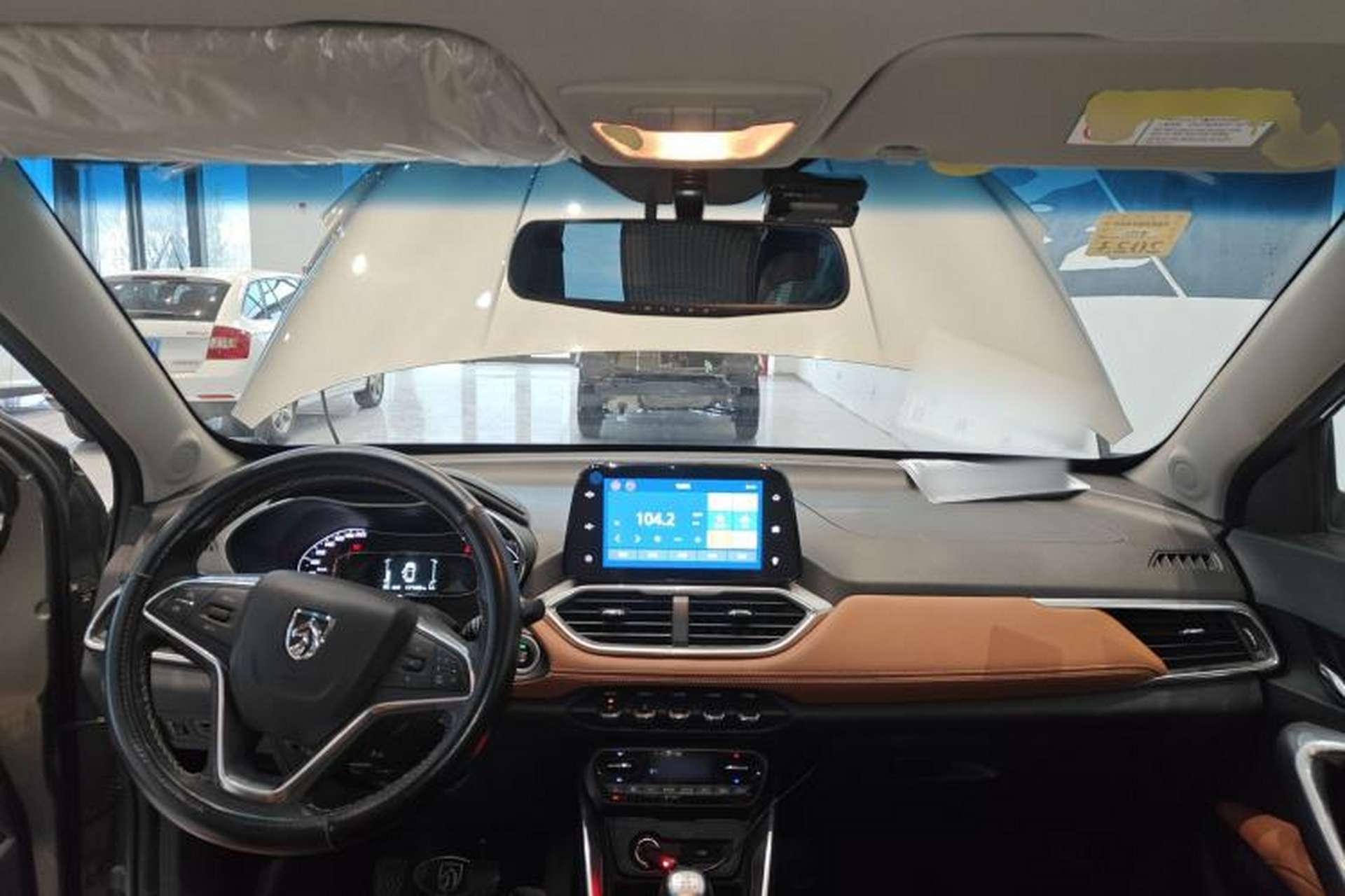 Used Baojun 510 2017 1.5L Manual Luxury Model Center Console