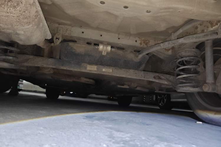 Used Baojun 510 2017 1.5L manual Comfort trim Chassis Rear