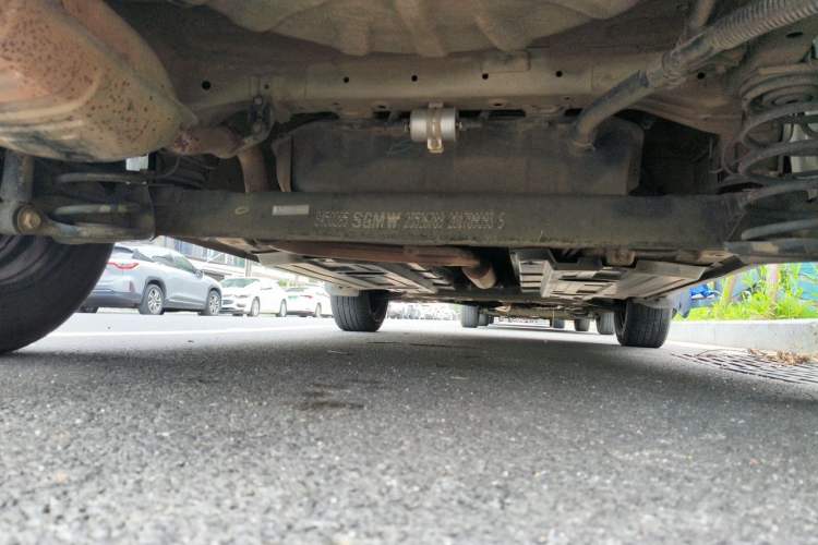 Used Baojun 510 2017 1.5L manual Comfort trim Chassis Rear