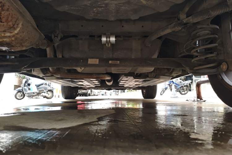 Used Baojun 510 2017 1.5L Manual Fashion Model Chassis Rear