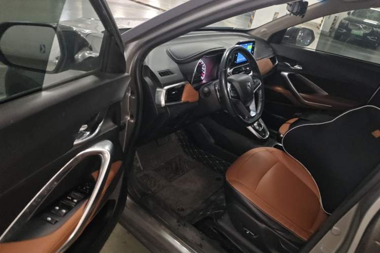 Used Baojun 510 2017 1.5L Automatic Luxury Model Driver Seat