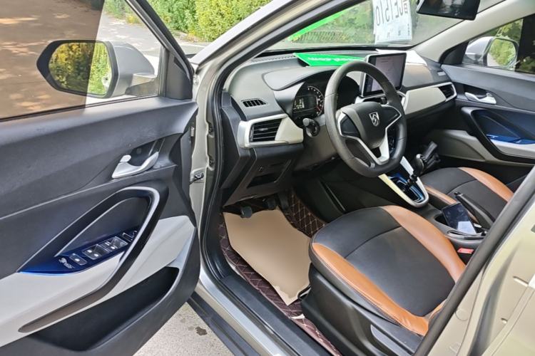 Used Baojun 510 2017 1.5L manual Comfort trim Driver Seat