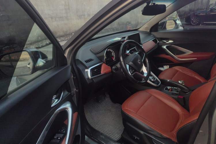 Used Baojun 510 2017 1.5L Automatic Luxury Model Driver Seat