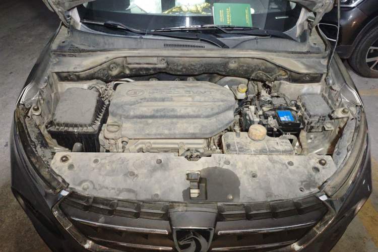 Used Baojun 510 2017 1.5L Automatic Luxury Model Engine Bay