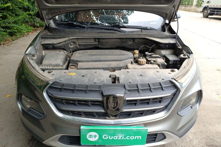 Used Baojun 510 2017 1.5L Automatic Luxury Model Engine Bay